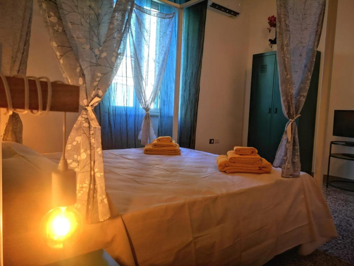 Casa Vacanze Bei Ricordi Reggio di Calabria Exteriör bild