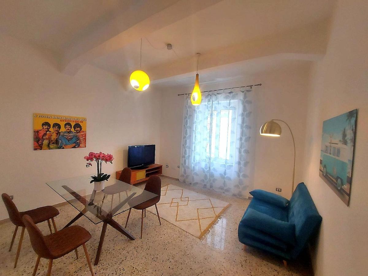 Casa Vacanze Bei Ricordi Reggio di Calabria Exteriör bild